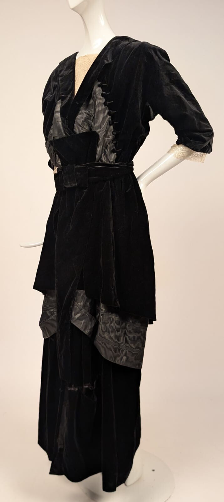 OPULENT EDWARDIAN SILK VELVET + WATERED MOIRE DRESS W LACE SLEEVES