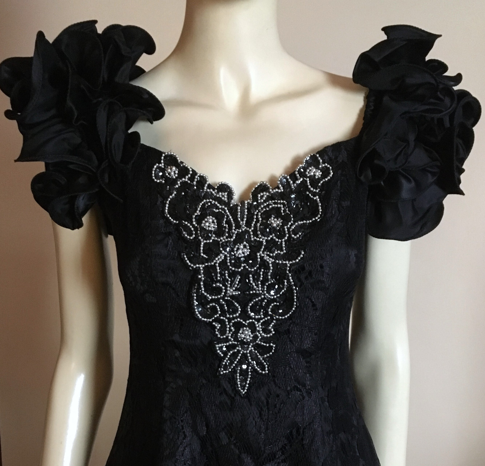 1980s 90sTrue Vintage Black Lace Ruffle Shoulder Beaded Party Prom Dress S 3-4