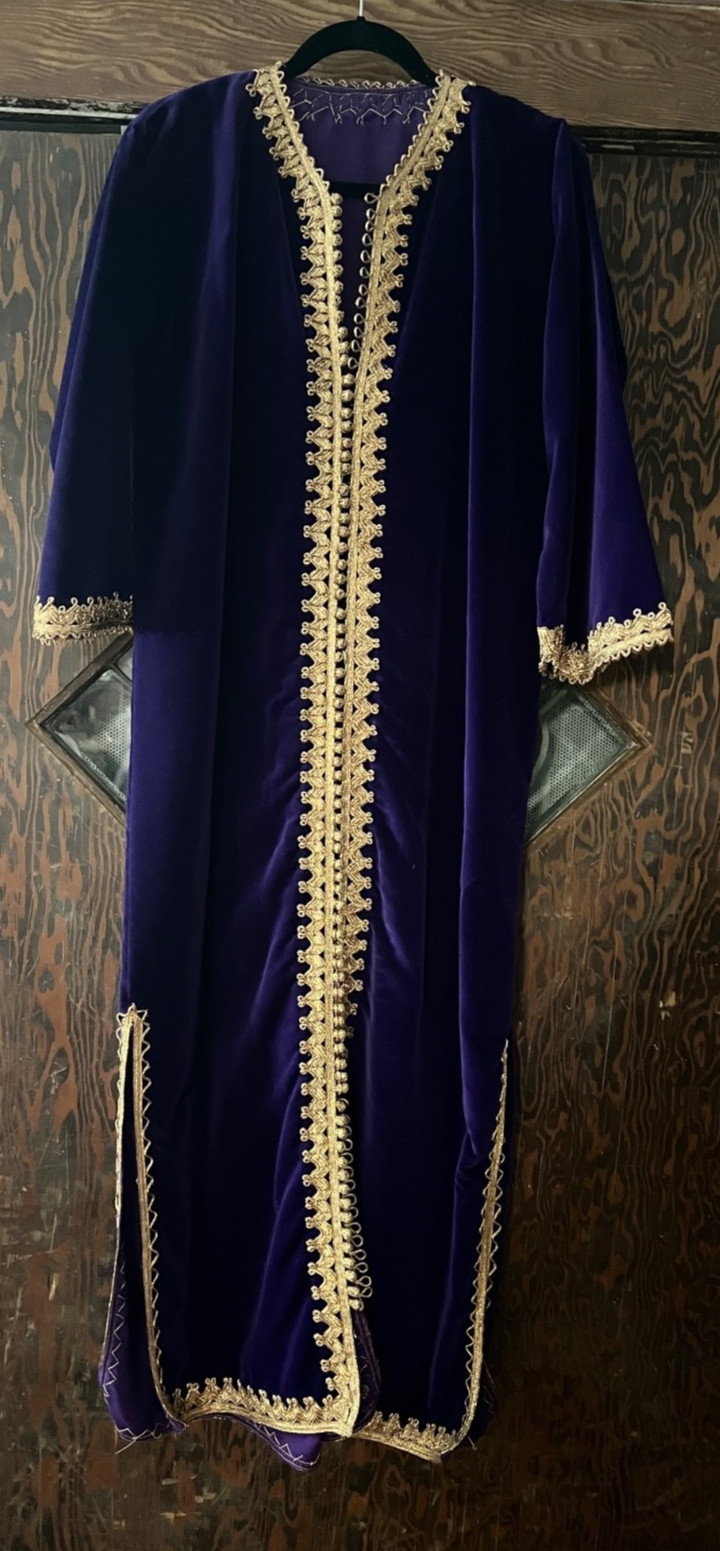 Vtg 1990s Womens Egyptian Kaftan Maxi Dress Purple With Gold Trim Size Medium