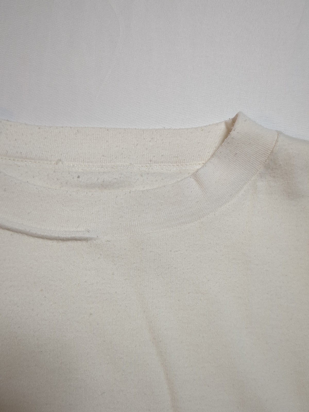 Vintage 1980’s Tshirt Women’s White striped Short Sleeve front pockets new wave