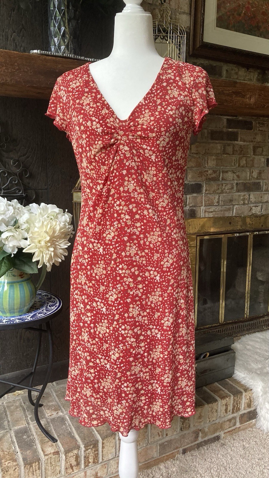 90s VTG Red Dainty Floral Flouncy Hem Cap Sleeve Dress USA Made 11/13 Stretchy