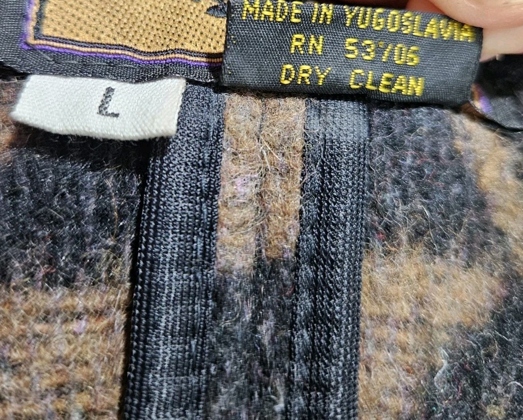 Vintage 1980s–early 1990s Fox Run wool toggle coat, Southwestern Like Pendleton