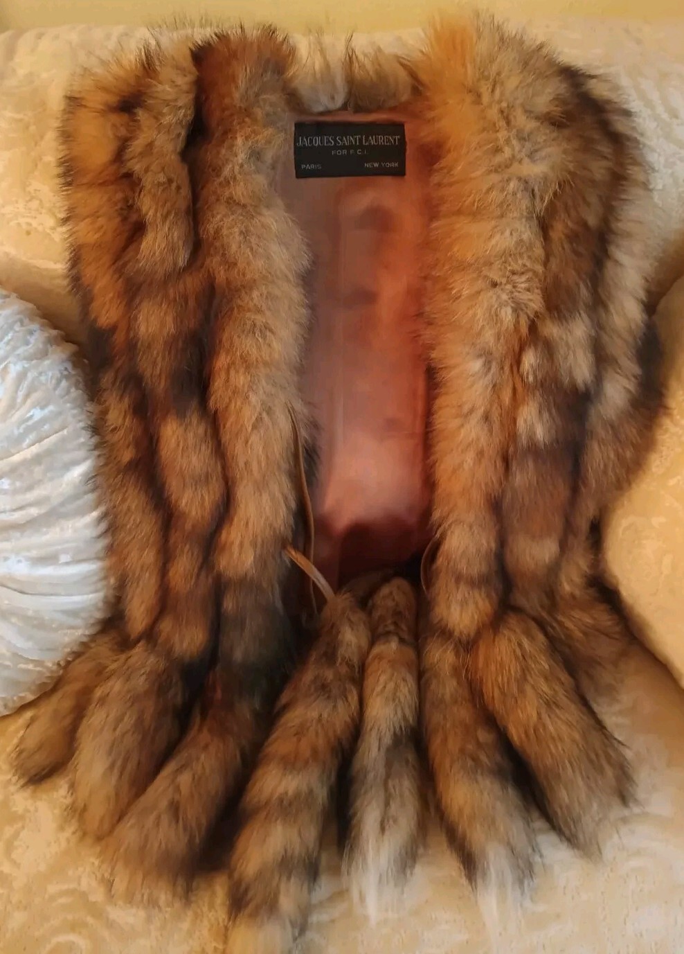 FOX VEST – SIZE SMALL/MEDIUM BY JACQUES SAINT LAURENT FOR F.C.I. PARIS NEW YORK