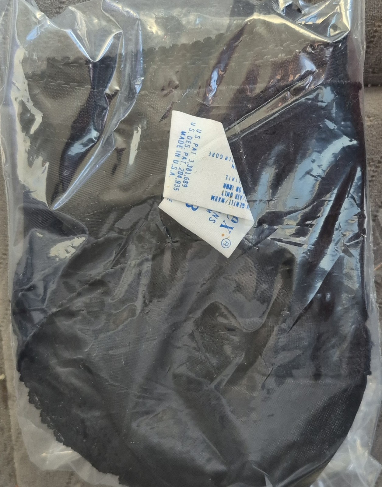 1972 PLAYTEX NO VISIBLE MEANS OF SUPPORT BRA 1148 BLACK MIST 36B New In Box