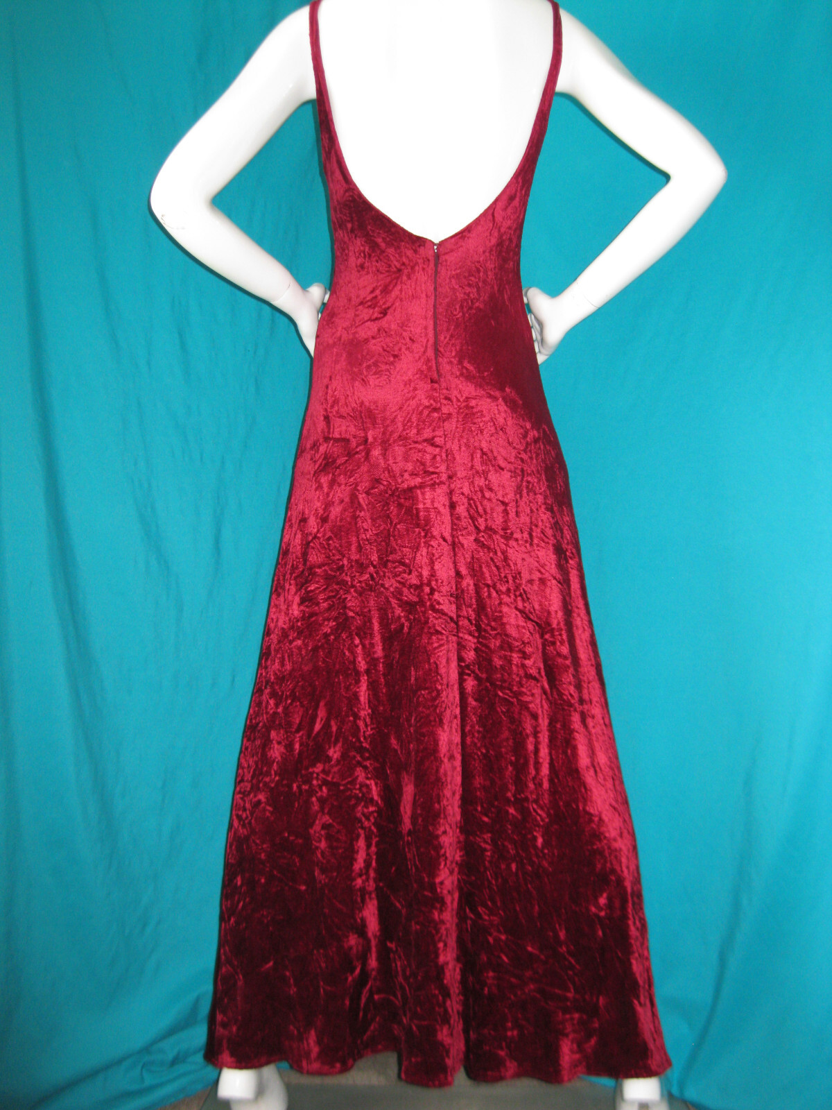Gorgeous! Rare Vintage Union Made ILGWU Red Crushed Velvet Maxi Dress Gown SEXY!