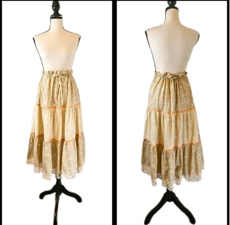 Rare Vintage 60s 70s Sears Tiered Ditsy Floral Boho Cottagecore Fairy Skirt 8T