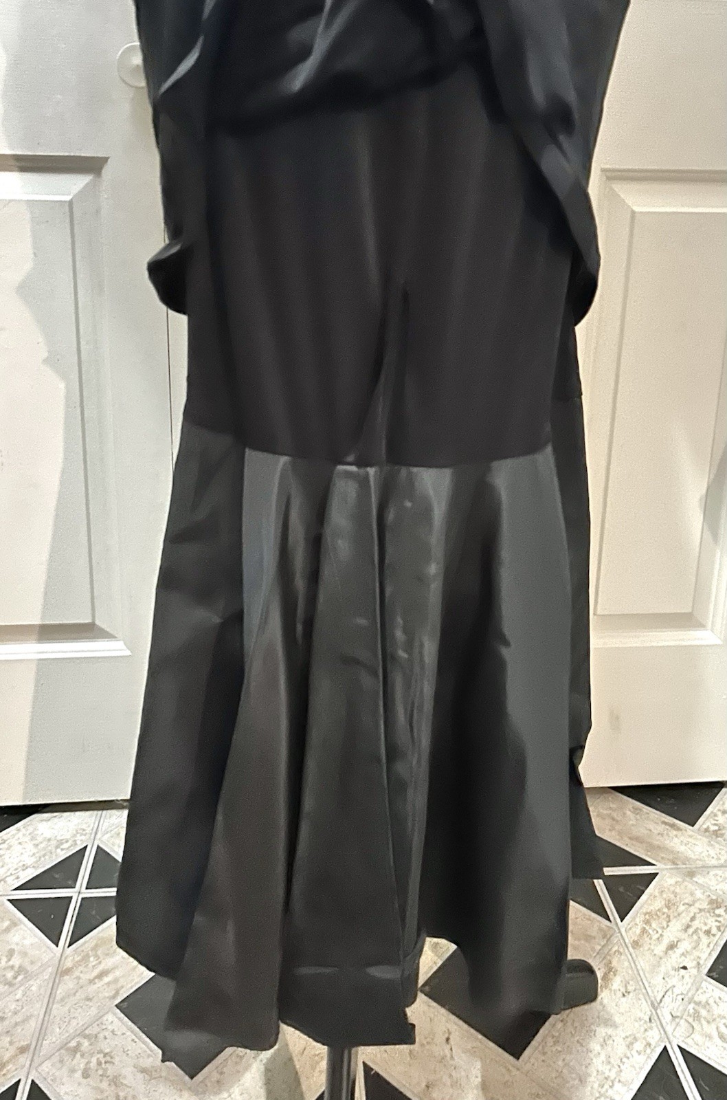 Vintage 80’s Eugene Alexander Black White Puff Sleeve Gown Maxi 10 Orig Tags