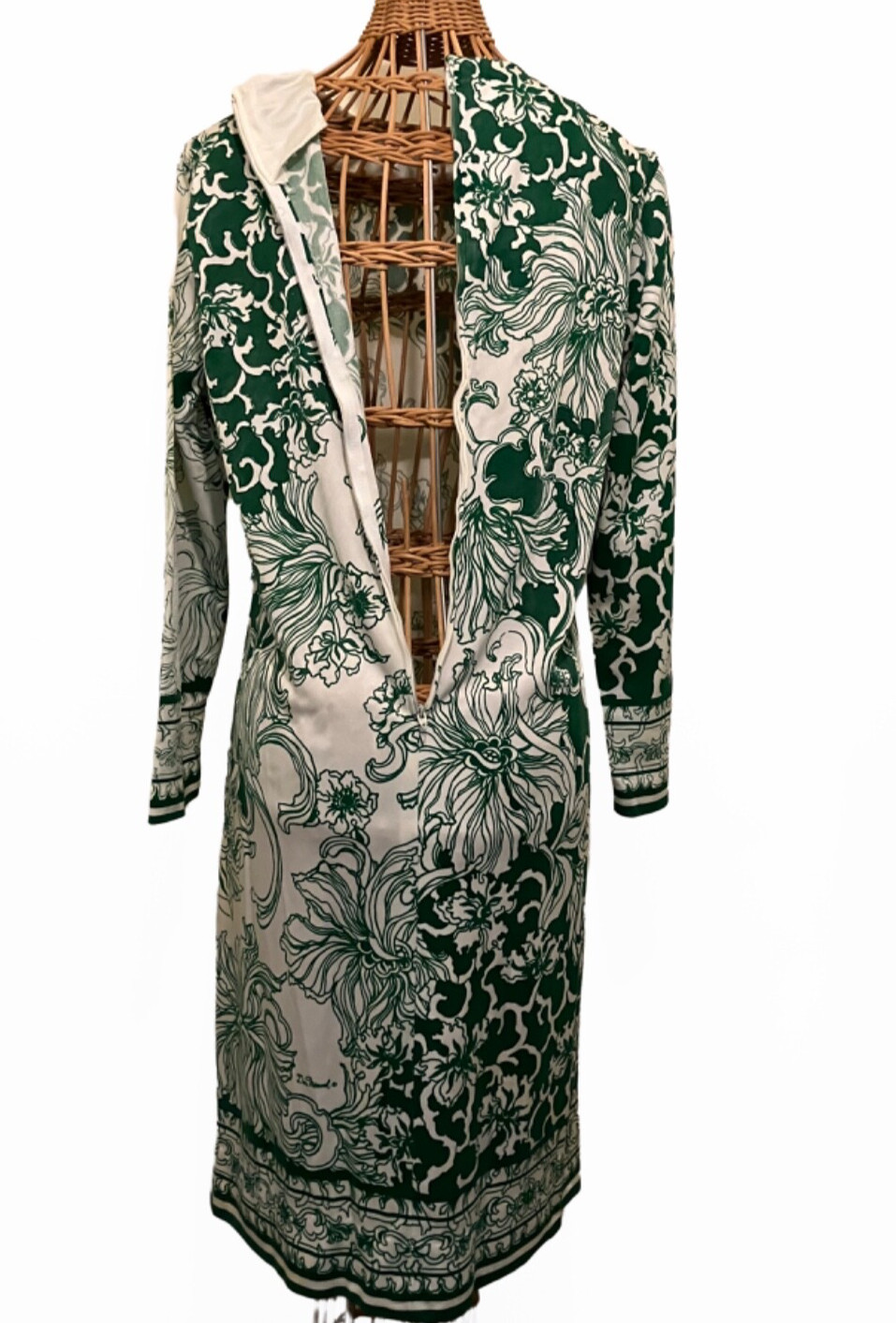 Gorgeous vintage Don Manuel of Miami green and cream floral print dress