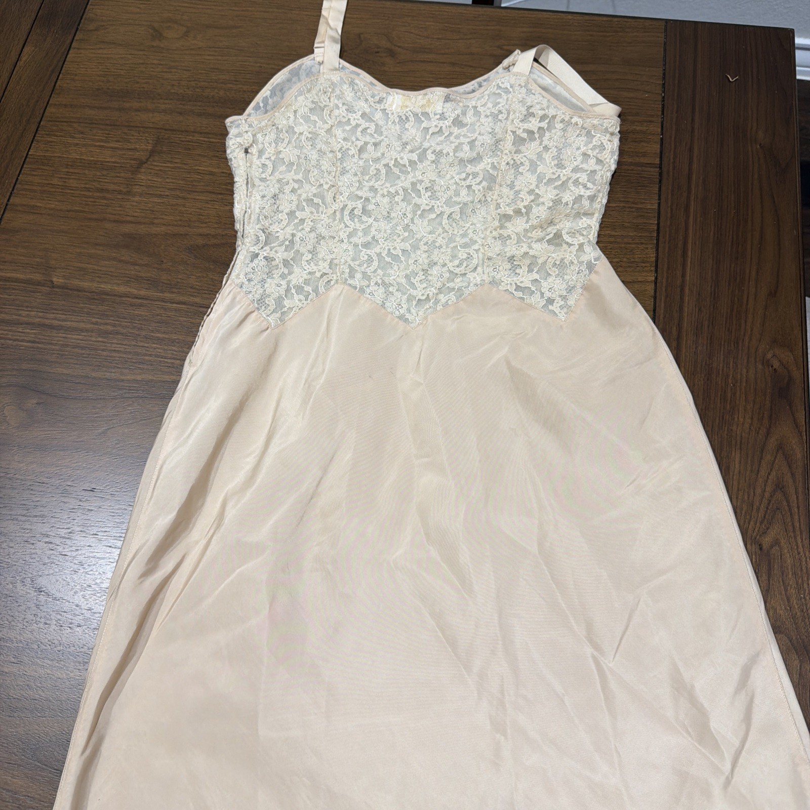 Vtg 60s lace and Nylon lingerie dress slop