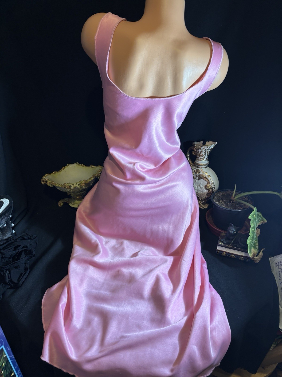 Vtg Satin Soft Pink Anastasia w Strips in gown Nightgown Negligee Gown w Lace