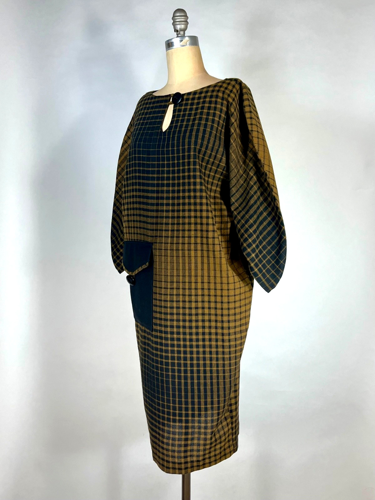 Vintage 1980’s unique JAPANESE DESIGN insp. style wool dress w/morph check print