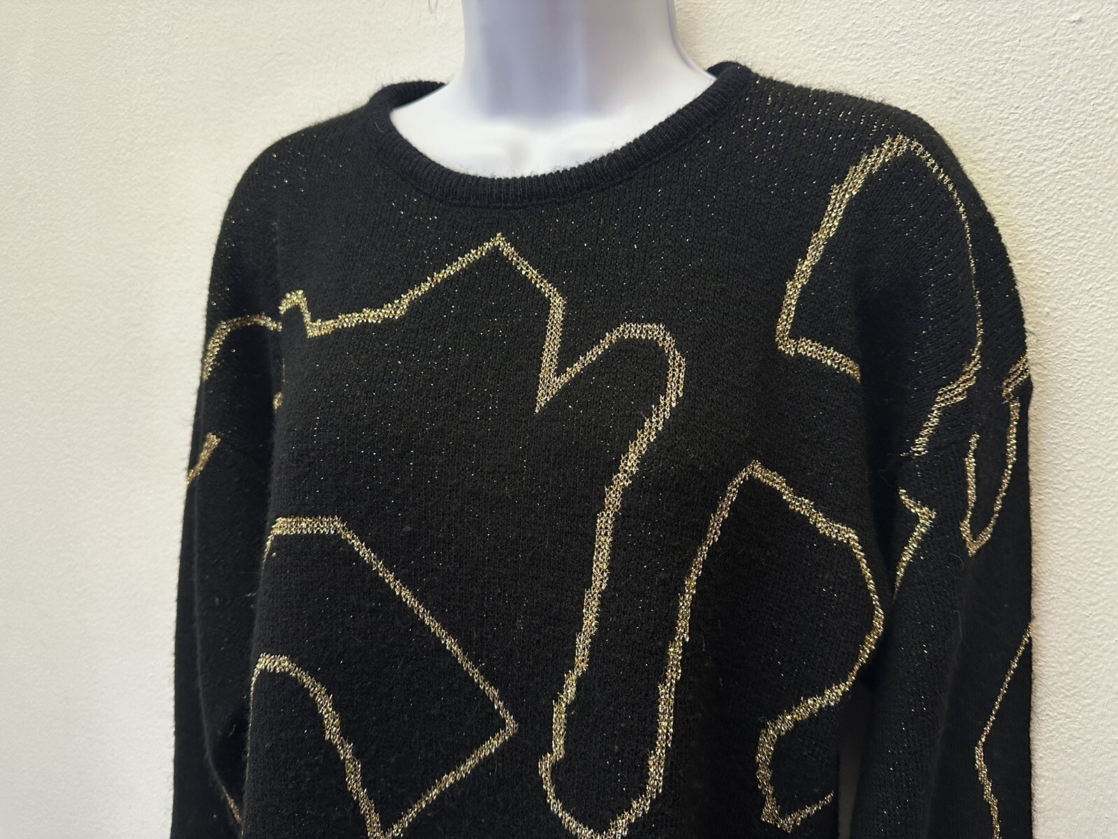 VTG 80s Kate Collins Black and Metallic Gold Knit Pullover Sweater M 46″ Bust