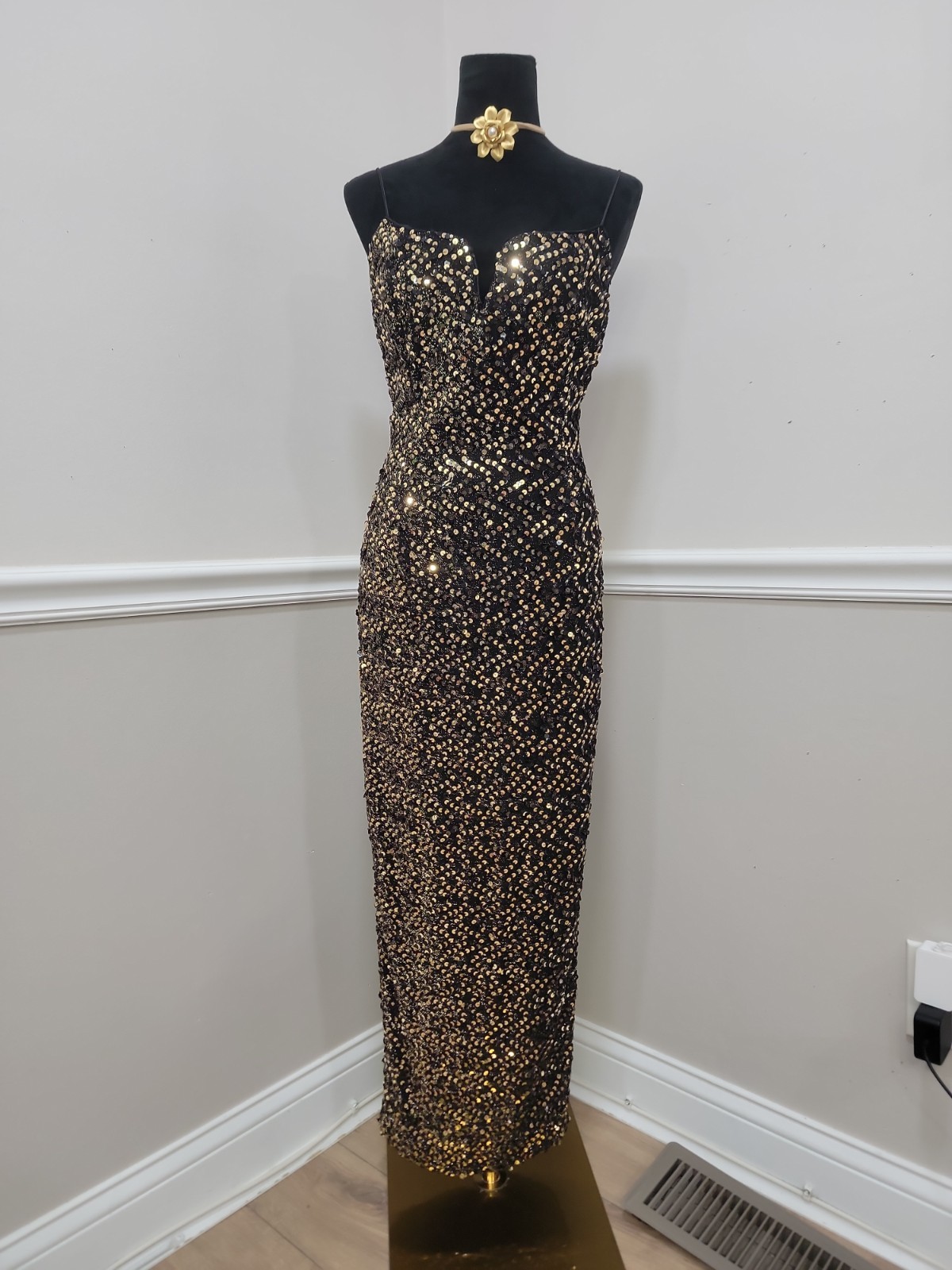 Vintage 90s Jessica McClintock Black Gold Sequin Column Maxi Evening Dress