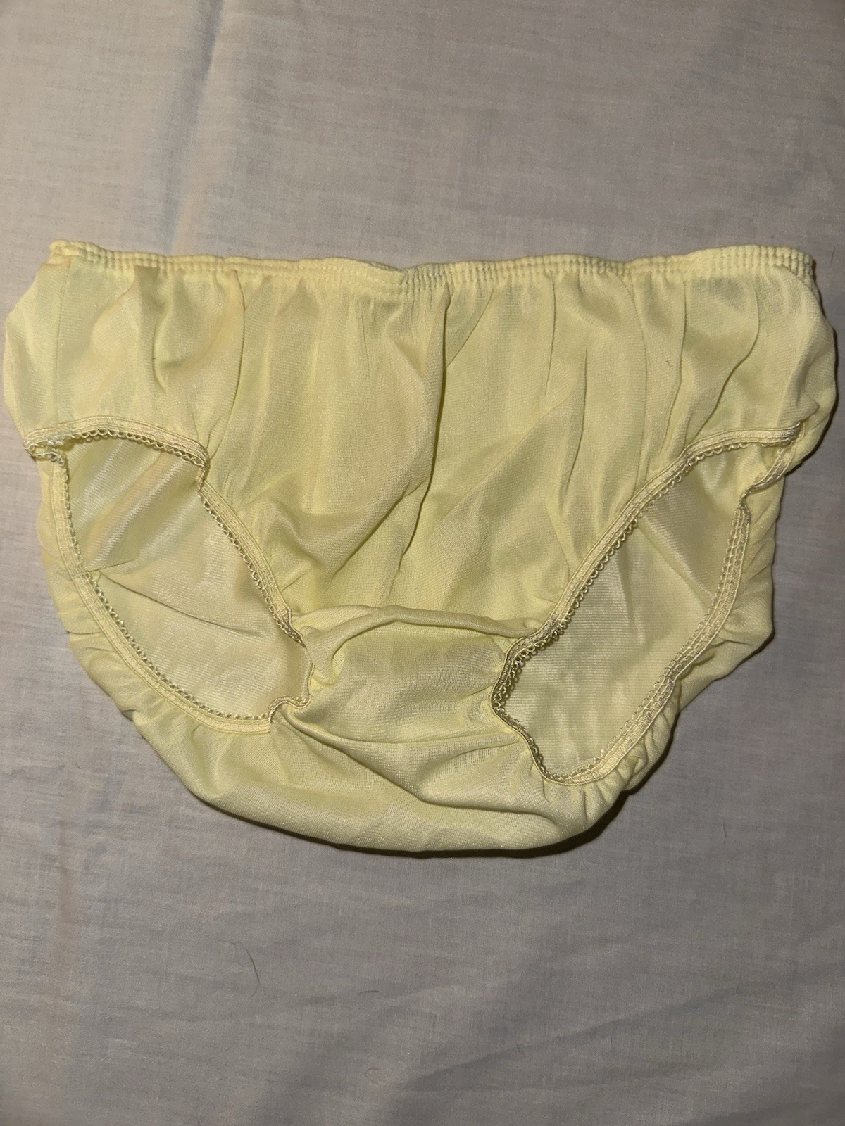 Vintage 60s Yellow PJ Cami XS Lace Ribbon Lingerie Intimates Nightie Midcentury