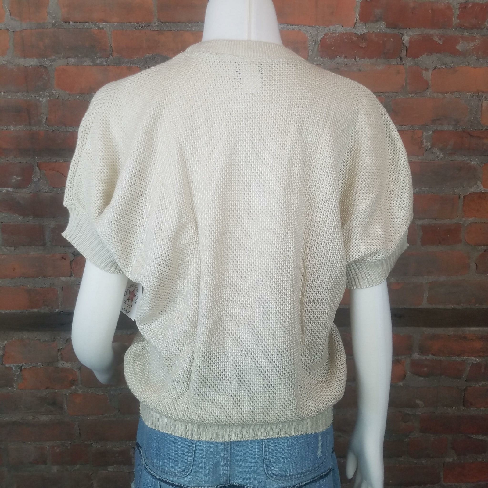 Vintage Womens Lightweight Sweater Beige Pointelle Flower Pot Design Size L