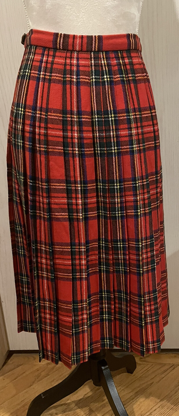 VTG Laird-Portch Skirt 24-26 in Waist Scotland Red Plaid Wool Kilt Pleated Wrap