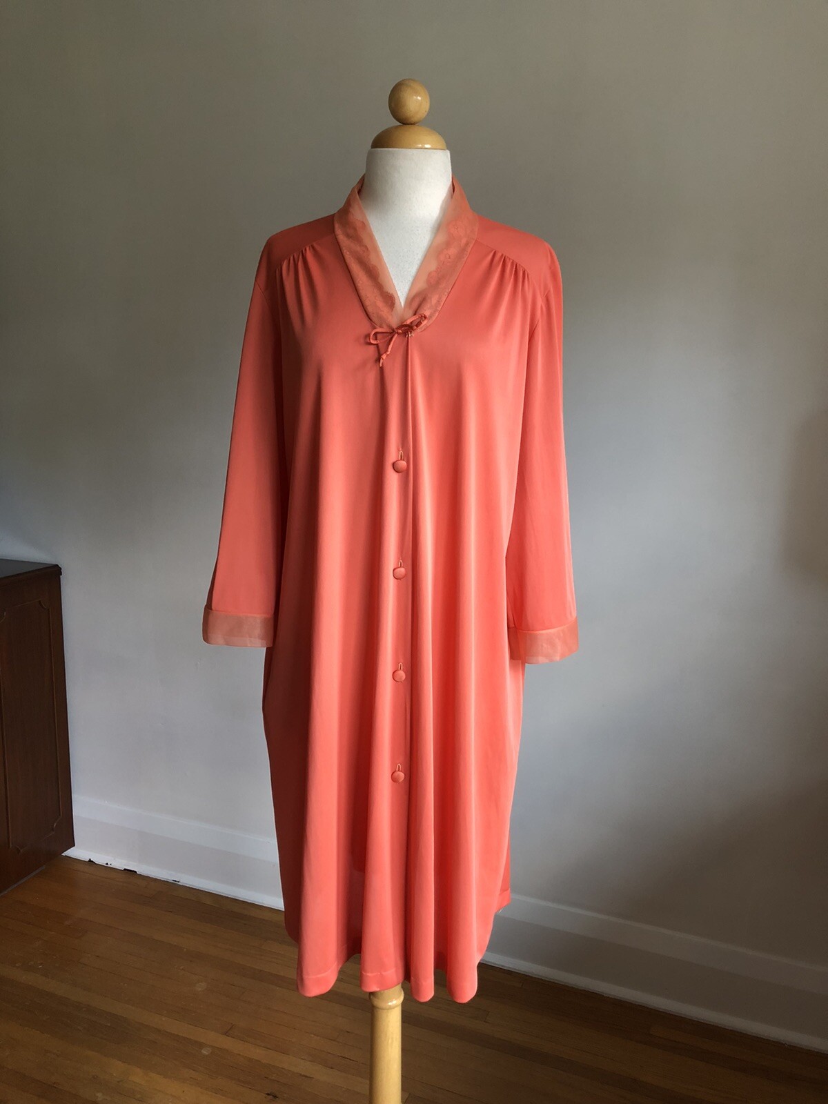 STUNNING VTG VANITY FAIR Hand-Dyed Orange Nylon & Lace Nightgown SZ 38