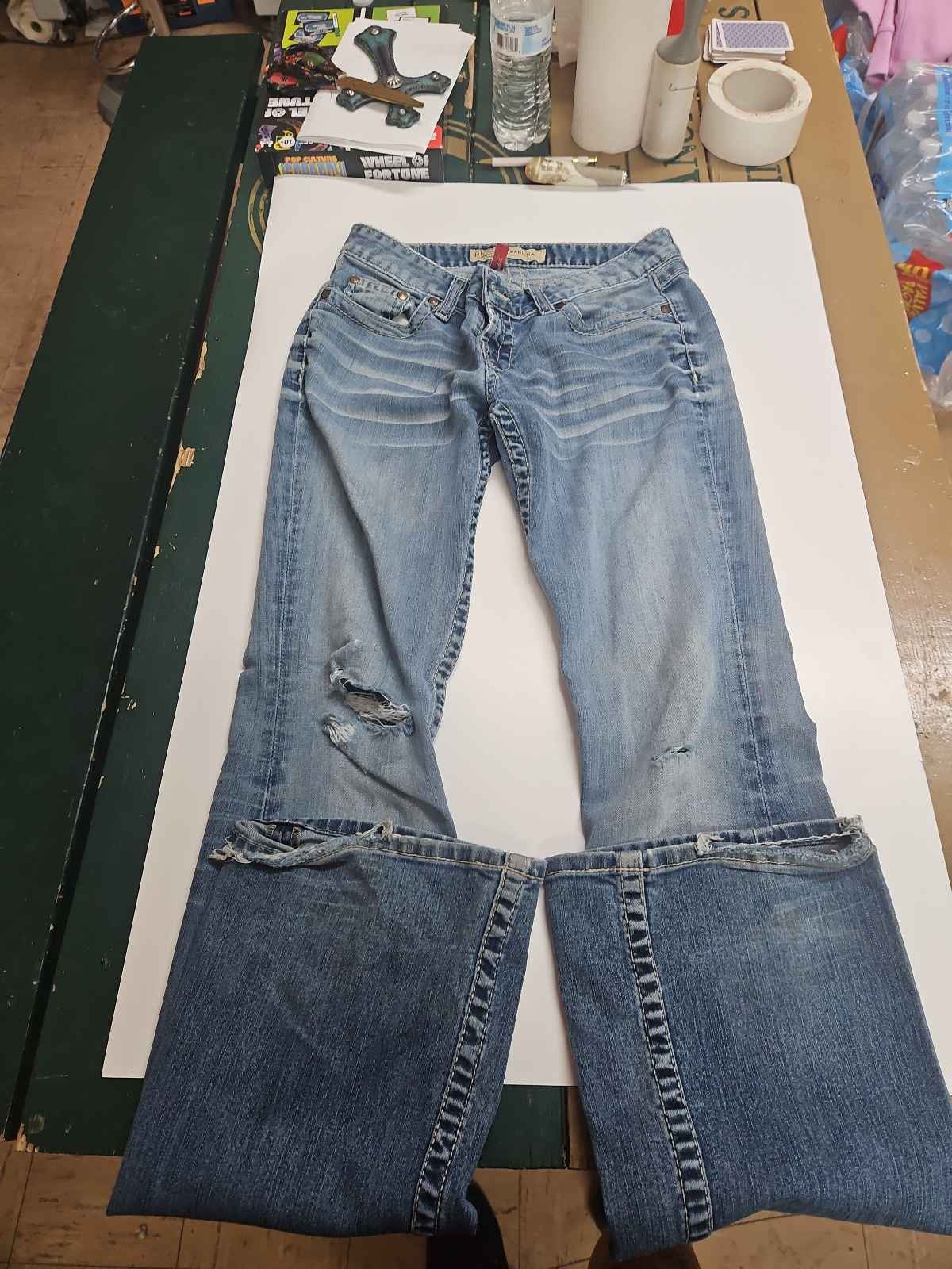 BKE Sabrina Bootcut Jeans Womens 29×31.5 Blue Distressed Stretch Denim