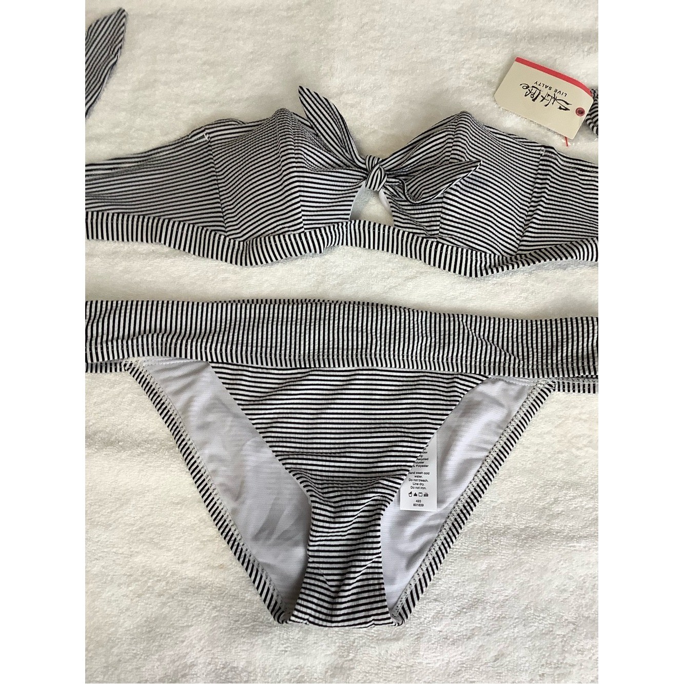 NWT sz MEDIUM Salt Life seersucker stripe bandeau, hipster bikini set