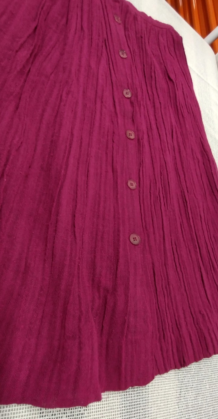 1970s Campus Casuals Pink Fuchsia Skirt Crinkle Cotton Buttons Below Knee Size M