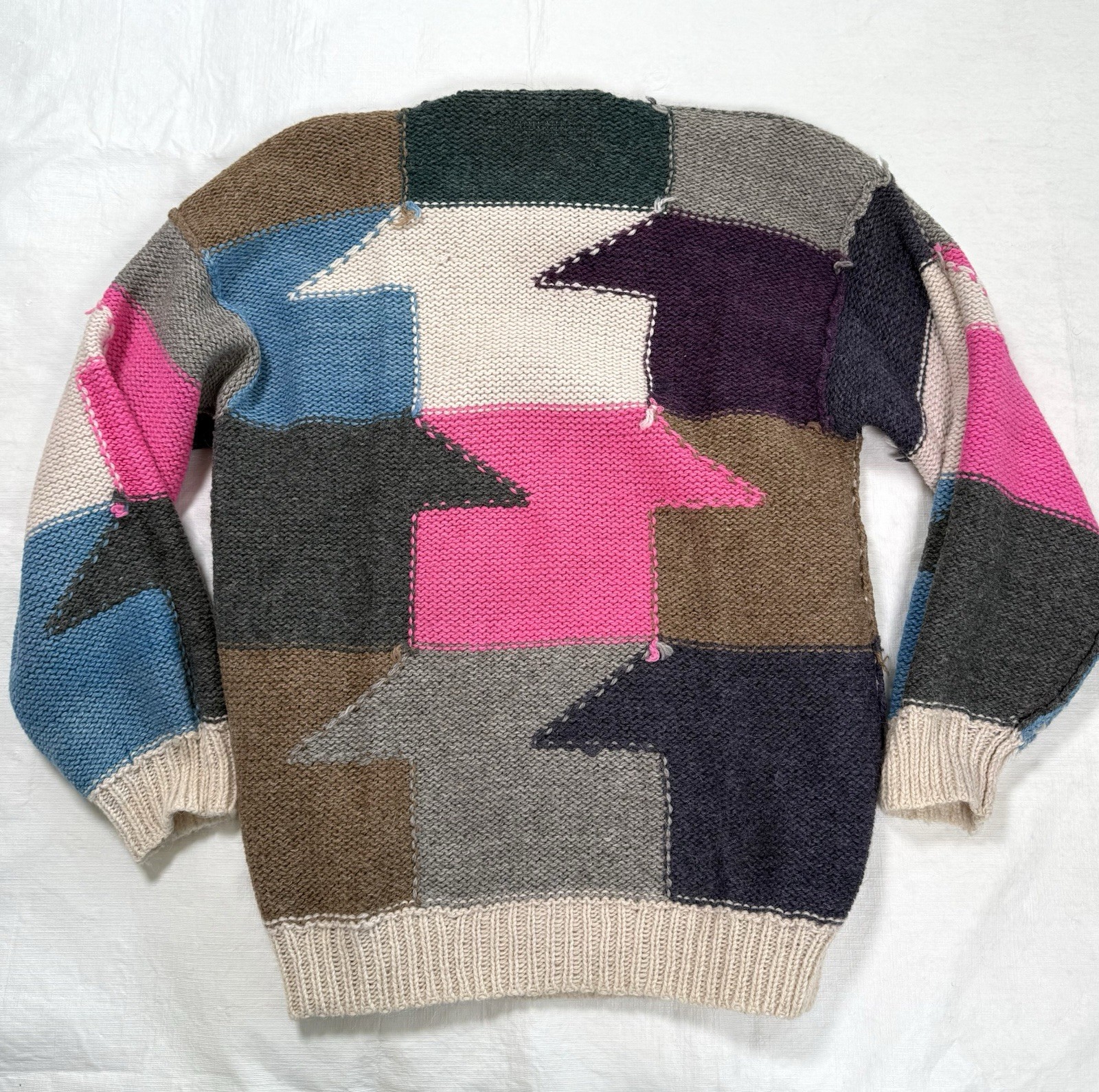 Vtg 80s Peruvian Baby Alpaca Sweater Wool S/M Geometric Design Women In Hats