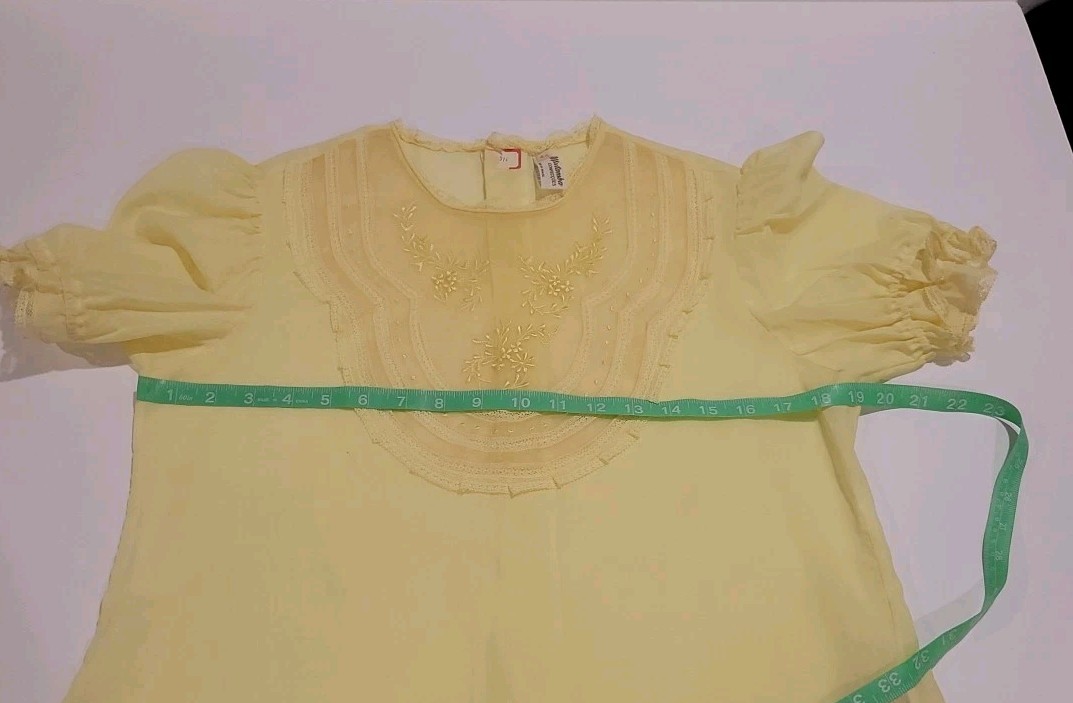 Prairie Blouse Shirt Lace Front Button Back Short Sleeve Cottagecore Vtg Yellow