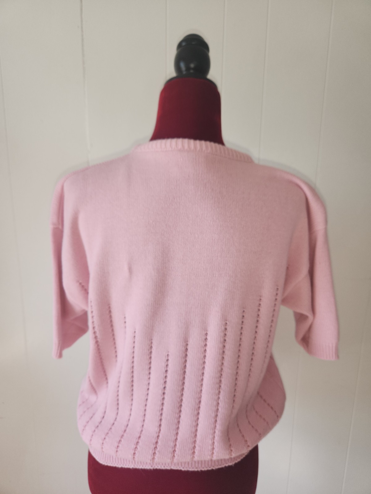 Anna sweater pink floral embroidered Size Medium Vintage cottagecore coquette