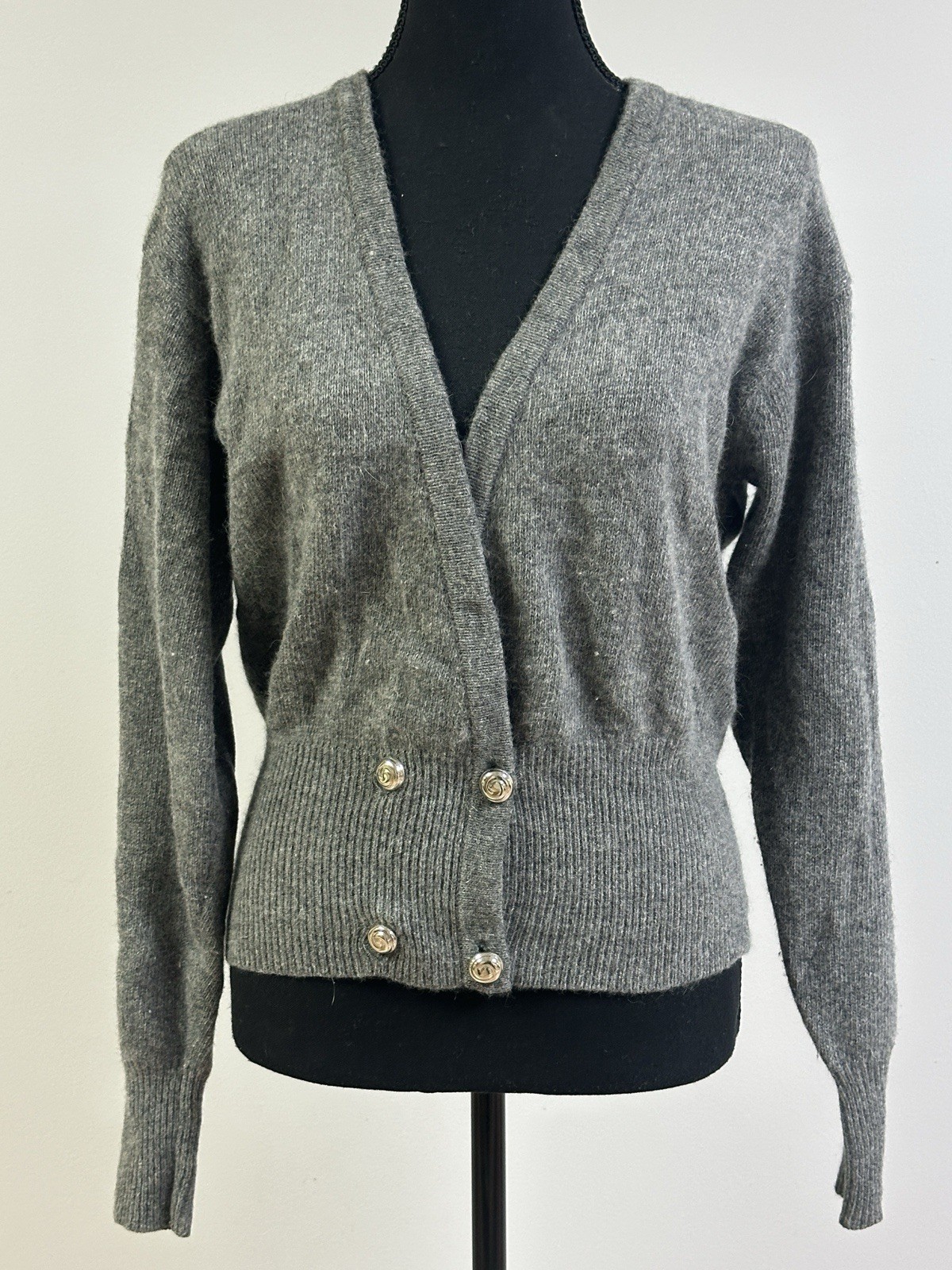 Vtg David Hollis Gray 70%lambswool 20%Angora Cable Rib Knit Cardigan Size S
