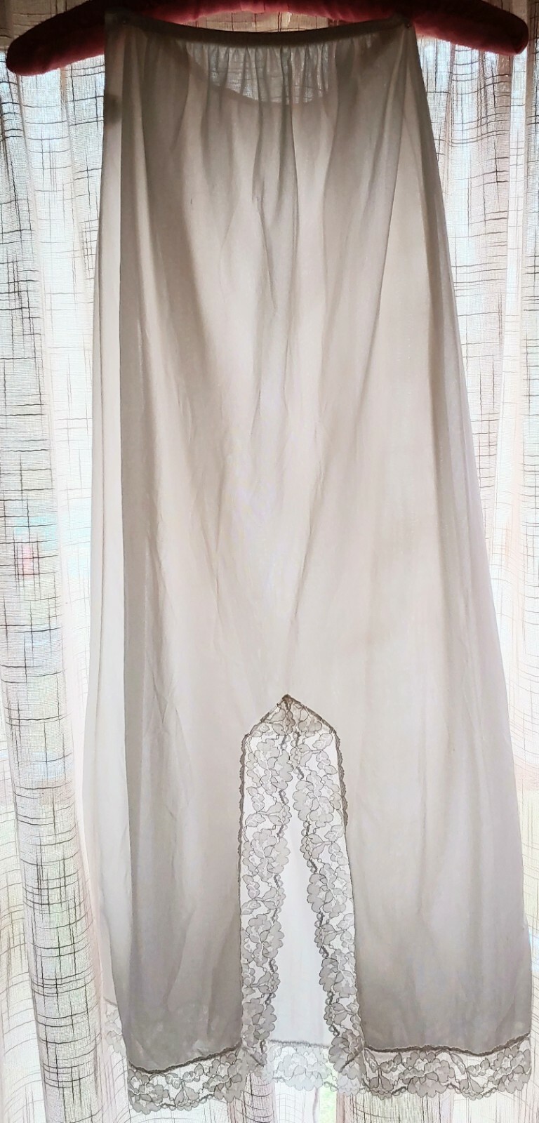Vintage GREENCO MAID 1/2 SLIP Long 35 1/2″ and Sexy Silky NYLON TRICO Sz 6 Med