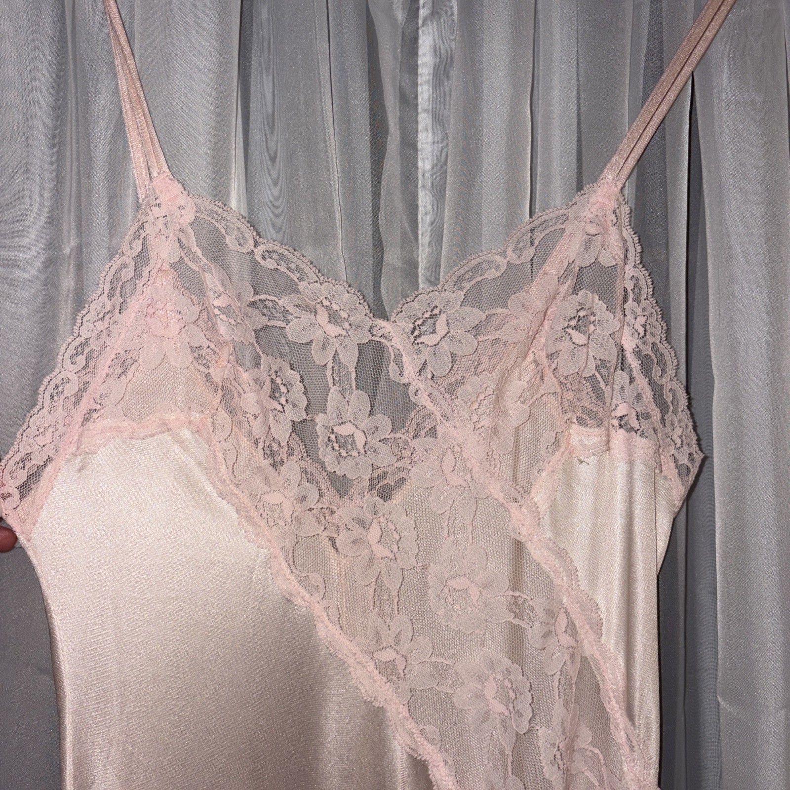 Vintage 70’S VAL MODE PINK LACE NYLON NIGHTGOWN Dreamland Timeless Elegant