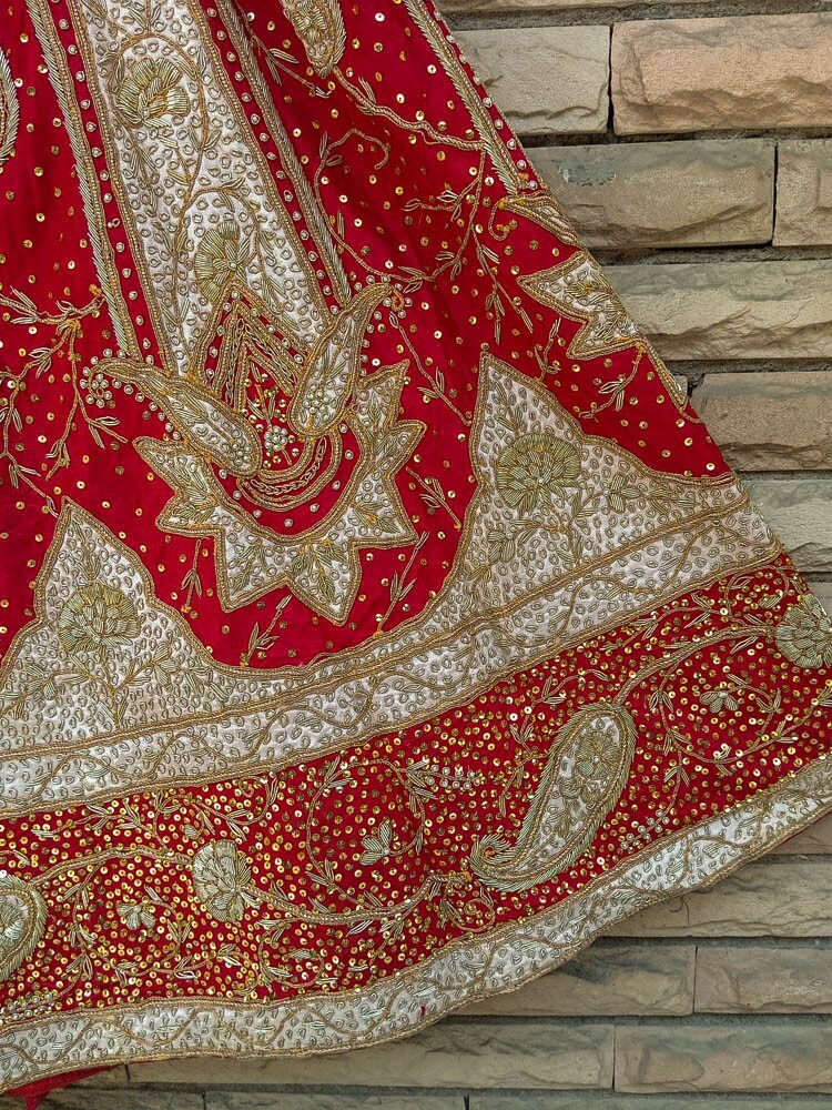Indian Skirt Lehenga Woman Wedding Dress Vintage Embroidered Skirt VSS1005