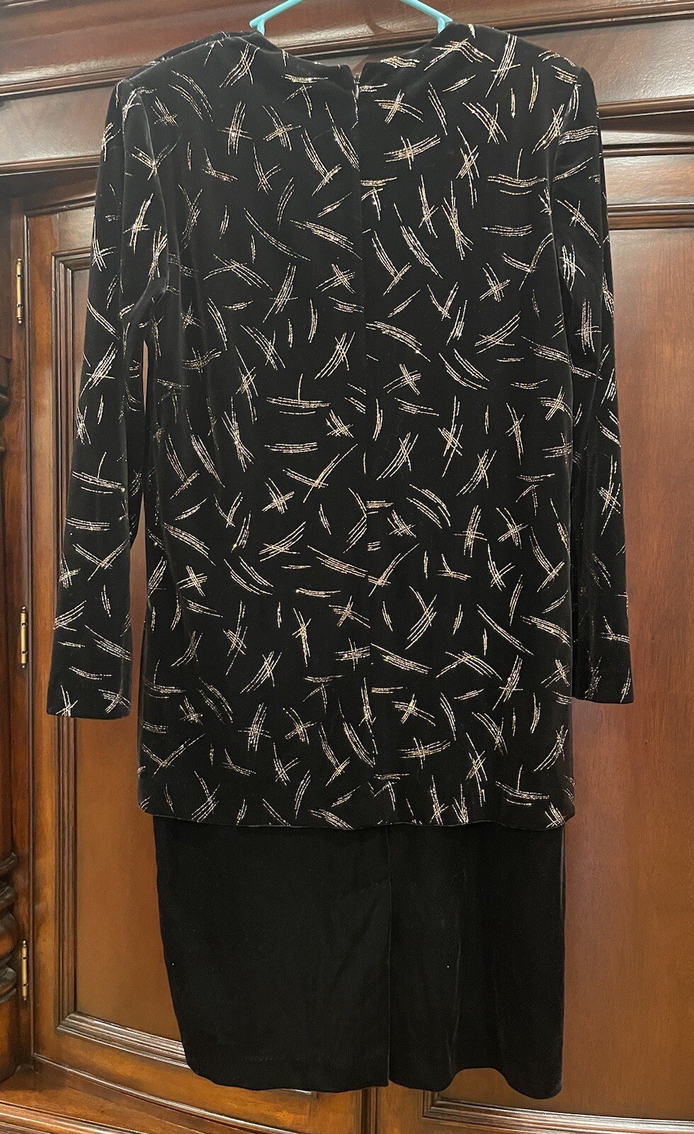 Vintage J.B.S. LTD. Formal Evening Dress Women Size 12 Black Velvet Gold (B)