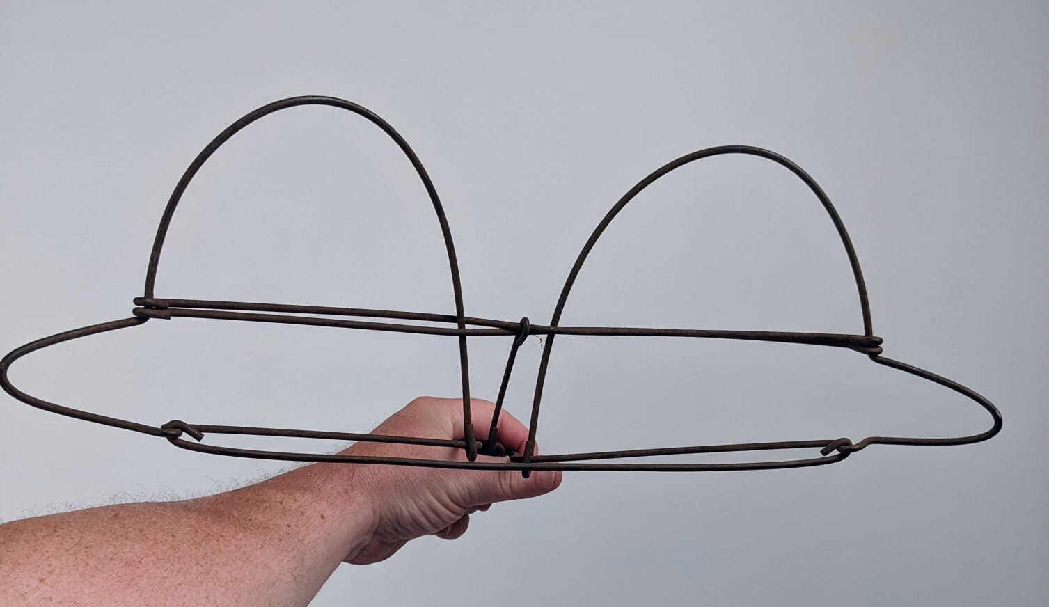 MOST BIZARRE VICTORIAN 19THC WIRE SHELF BUSTLE FOR DRESS
