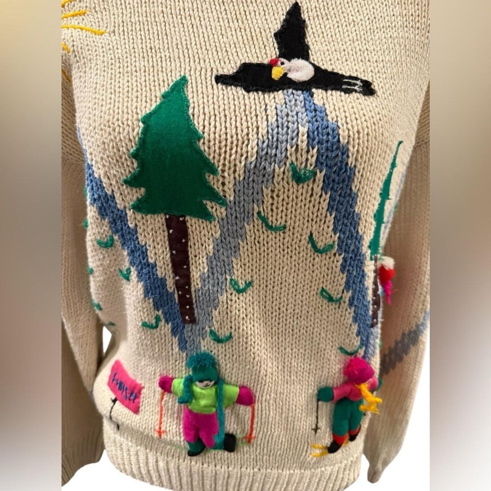 Vintage Peruvian 3D hand knit Cream Sweater ski mountain winter felt grannycore
