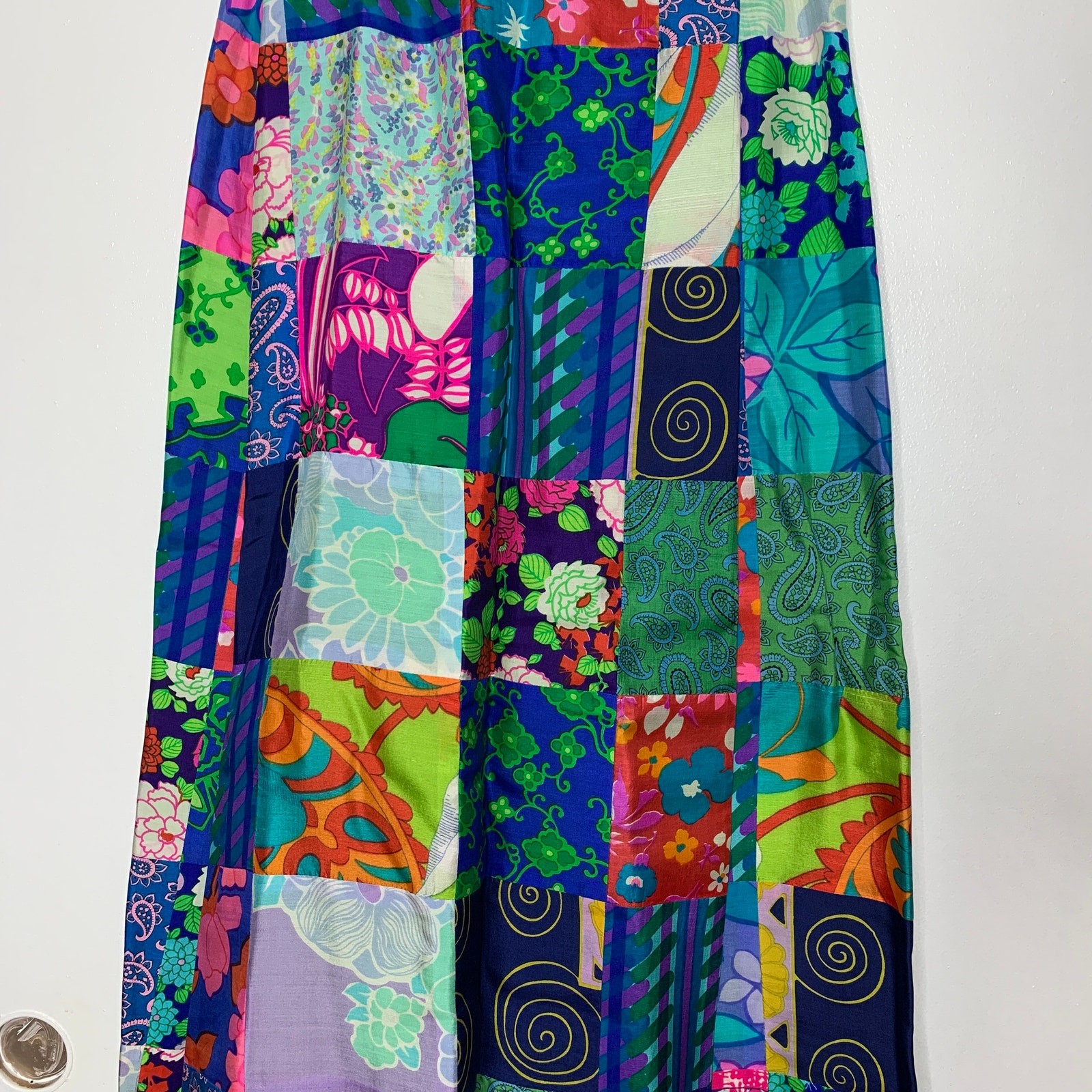 Vintage 60s Womens XS US 4 Bohemian Boho Silk Patchwork Wrap Style Maxi Skirt