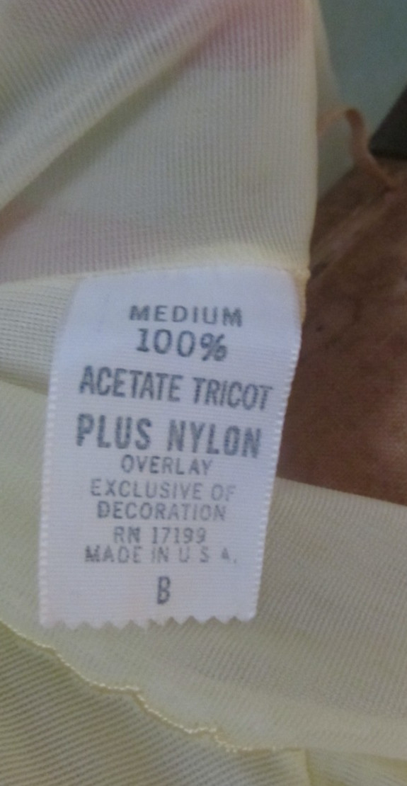 Vintage 60’s yellow Acetate Tricot & Nylon classic pin-up nightgown sz M