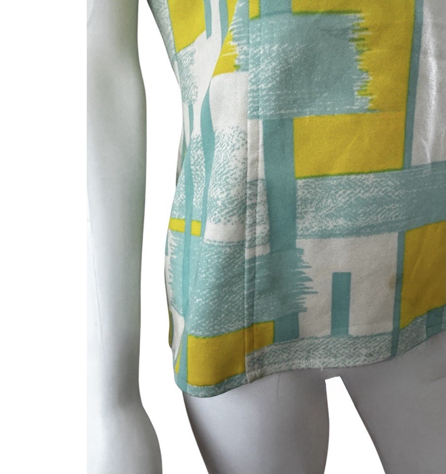 Vintage 50s Housewife polyester tank top size Medium teal yellow white