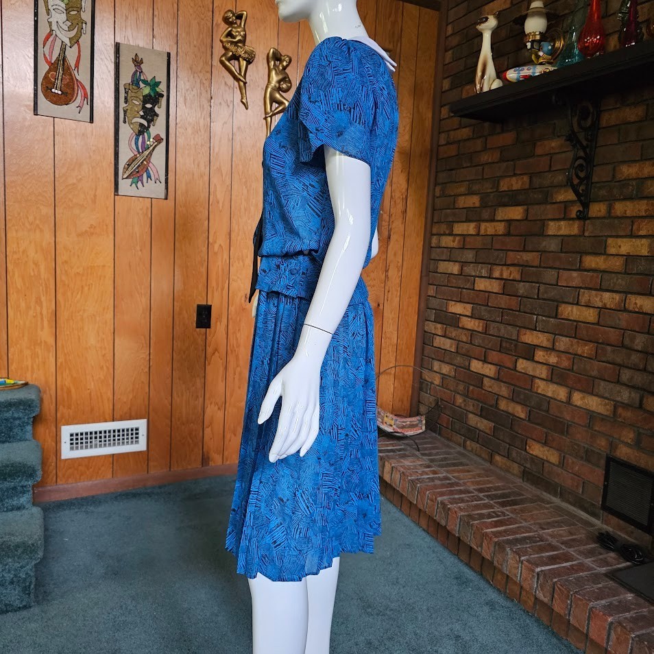 Vtg 80s Disco Secretary Ascot Tie Peter Pan Blouson Graphic Peplum Work Dress S