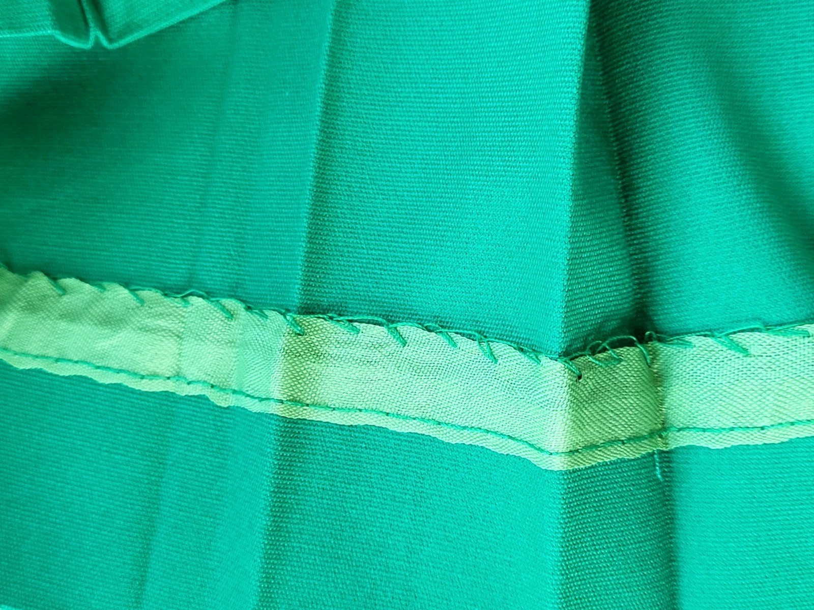 Glenbrooke 60s Polyester Green Pleated Skirt Size 4