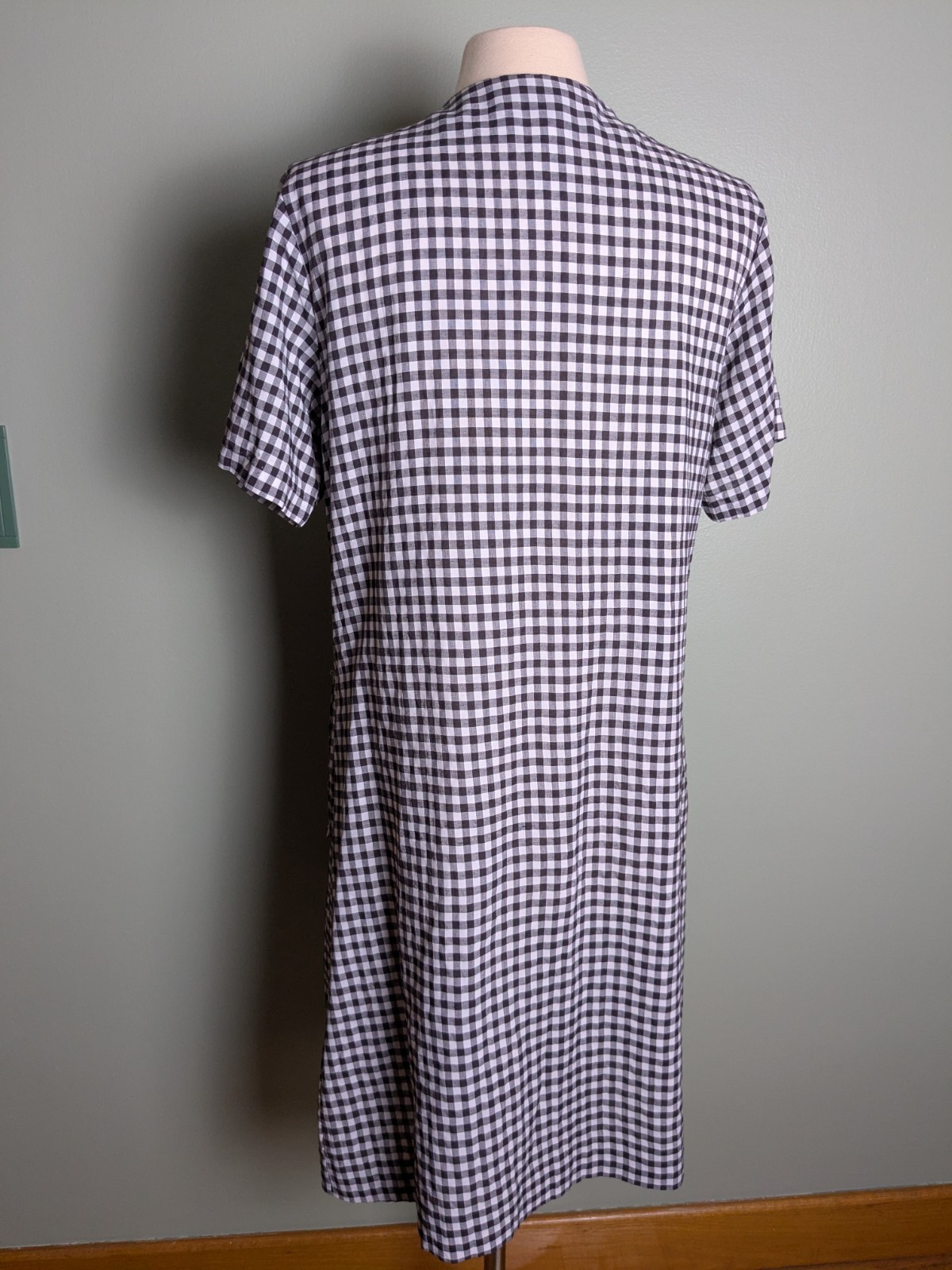 Vintage 1960s Black White Gingham Zip Front Shift Dress