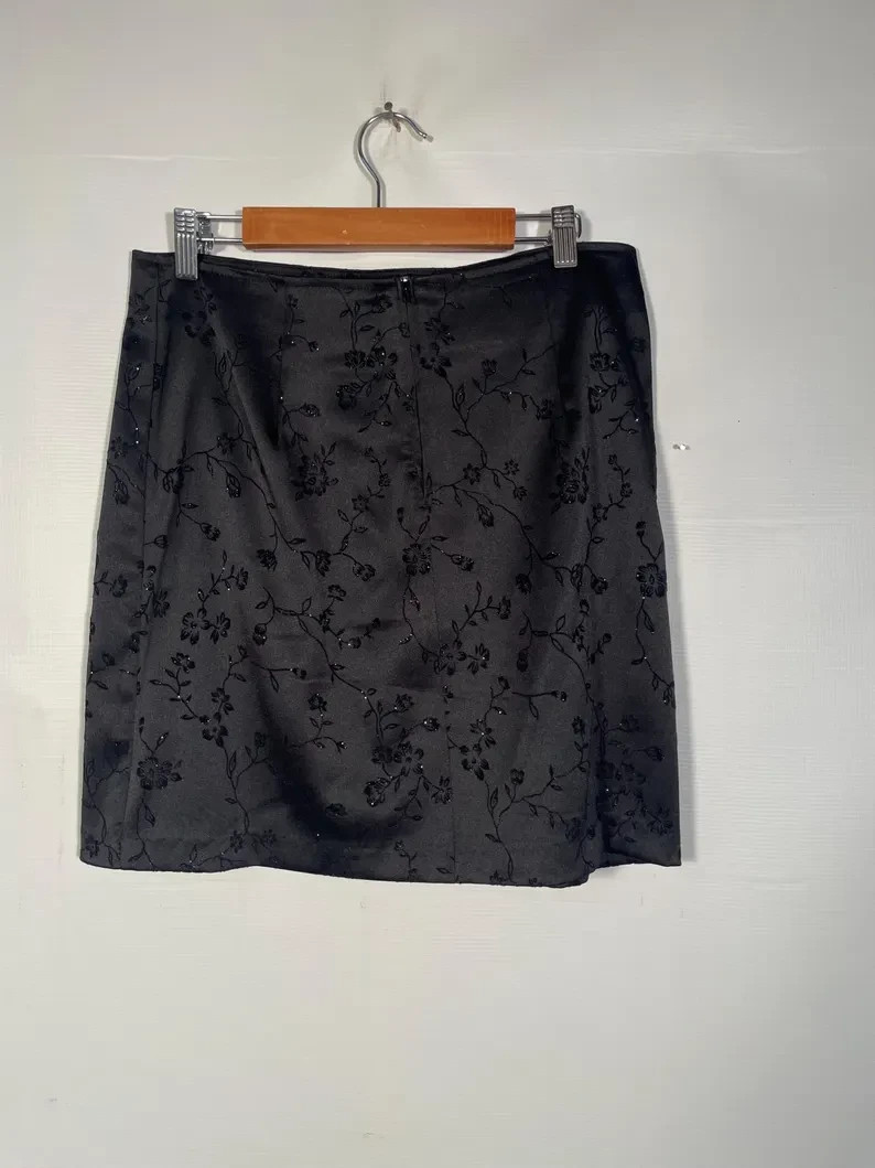 90s Black Satin 3 Piece With Flocked Velvet Glitter Floral Size 11/12 M 30/31 W