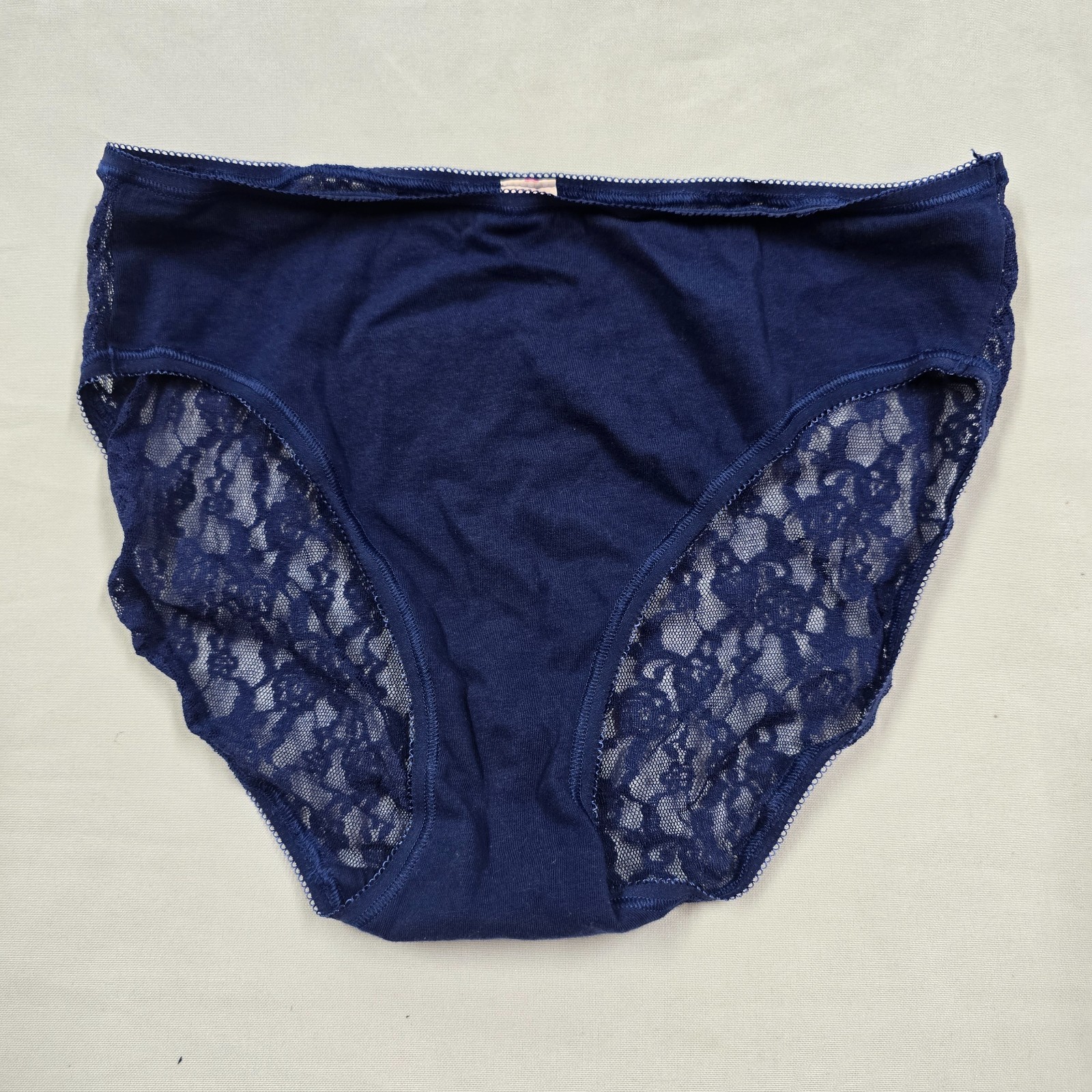Vintage 2013 Victoria’s Secret Cotton Mesh Lace Back Panties Hi Cut 2 Pr Large