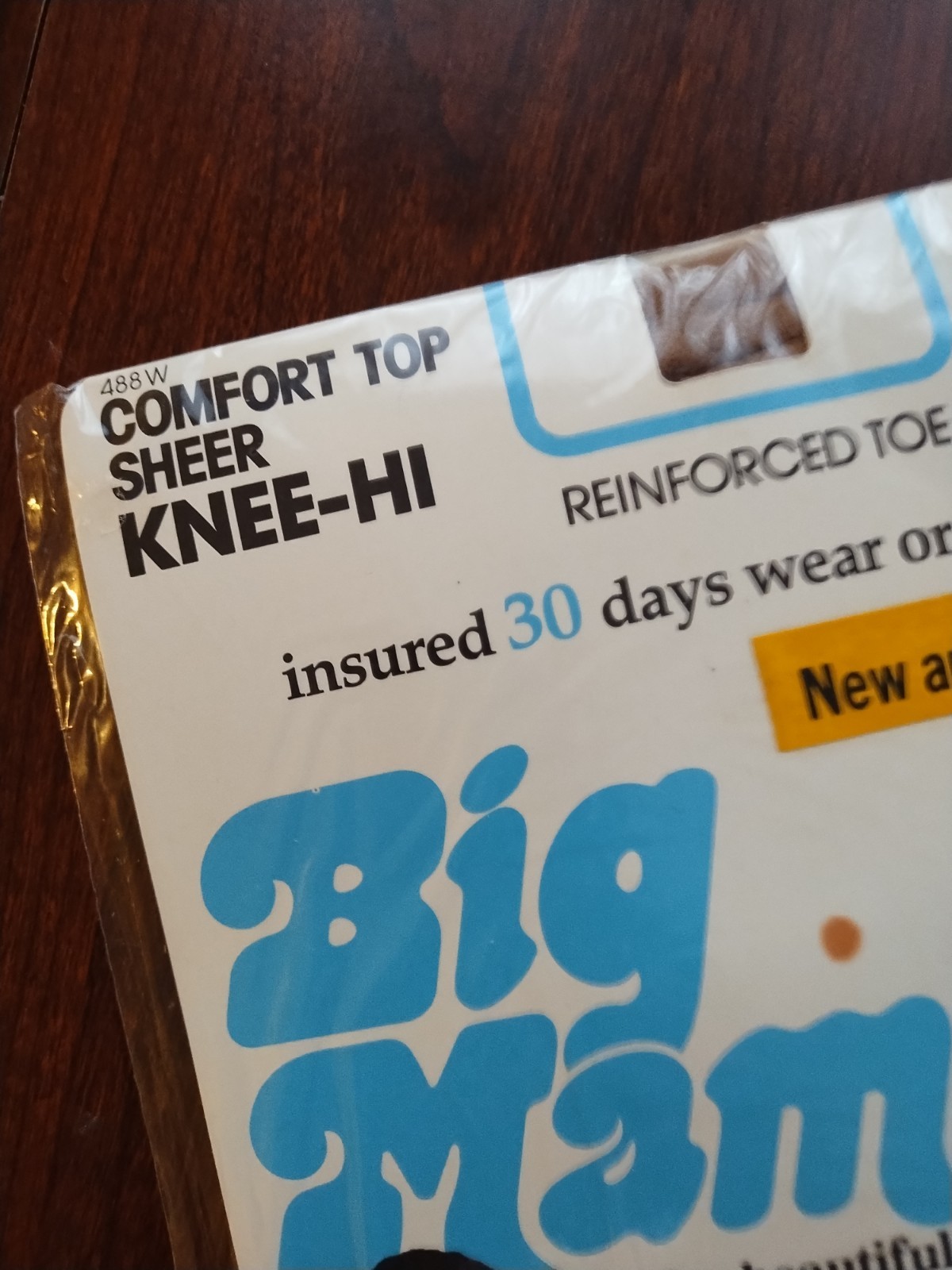 Vintage 1975 Big Mama Comfort Top Sheer Knee-Hi Beigetone-NIP- Fits 8 1/2-11