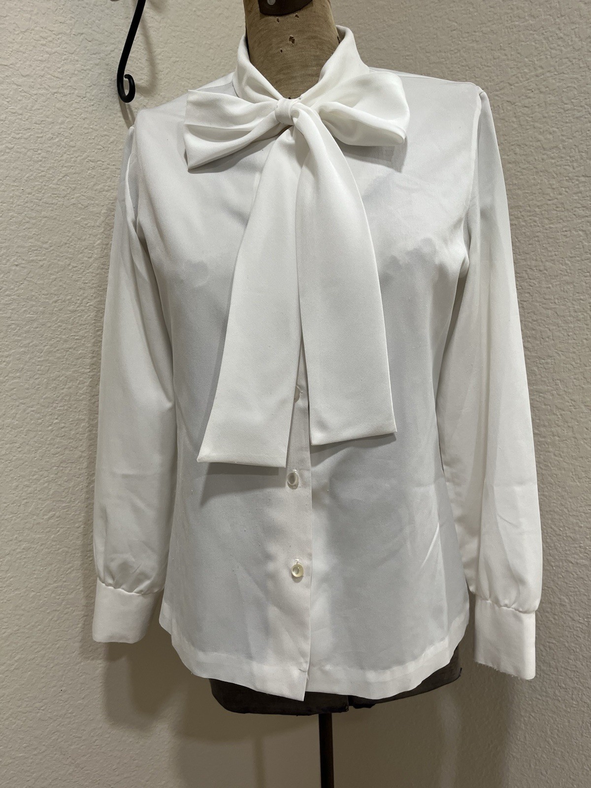 Vintage – Late 1980’s To Early 1990’s White Blouse – Size 12