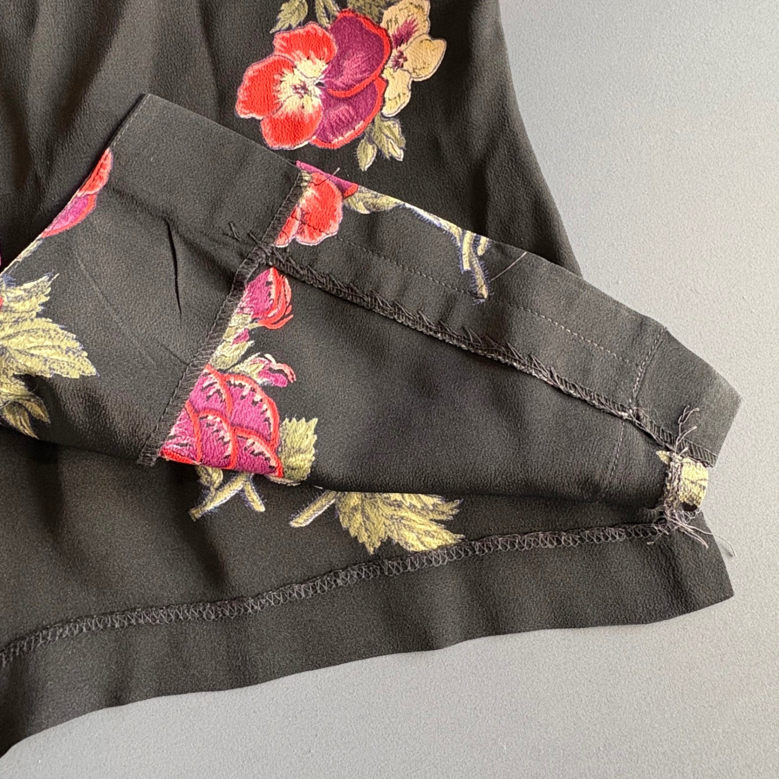 Vintage Asian Skirt Suit | Sz 4 | 100% Silk Floral Cheongsam Hostess – 1970s 80s