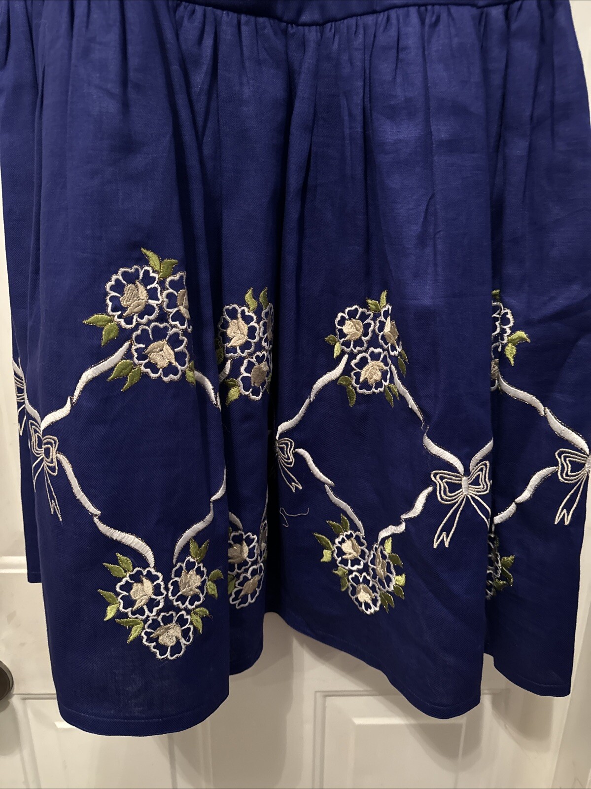 VTG Made Exclusively For Tesoro’s Philippines Embroidered Lines Blue Dress 10
