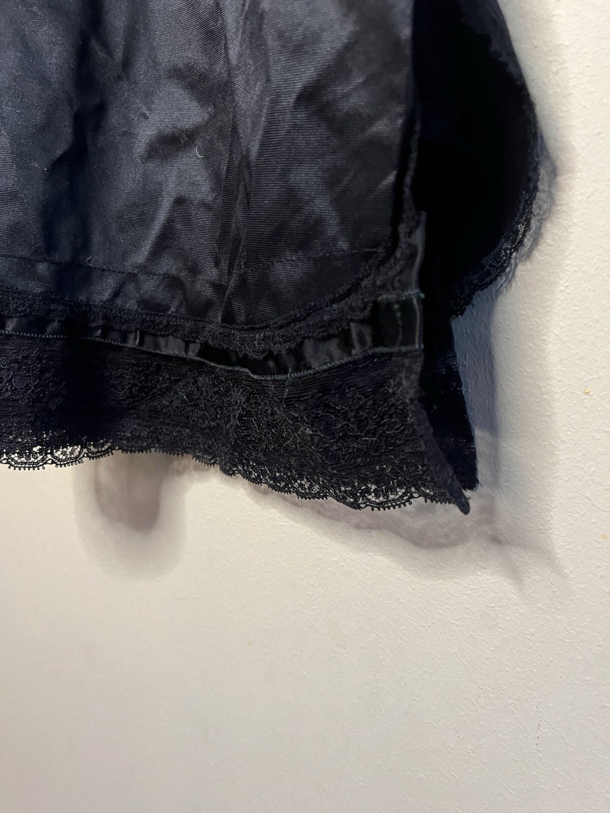 Vintage Vanity Fair Black Lace Satin Slip Nightgown Dress Small Made In USA