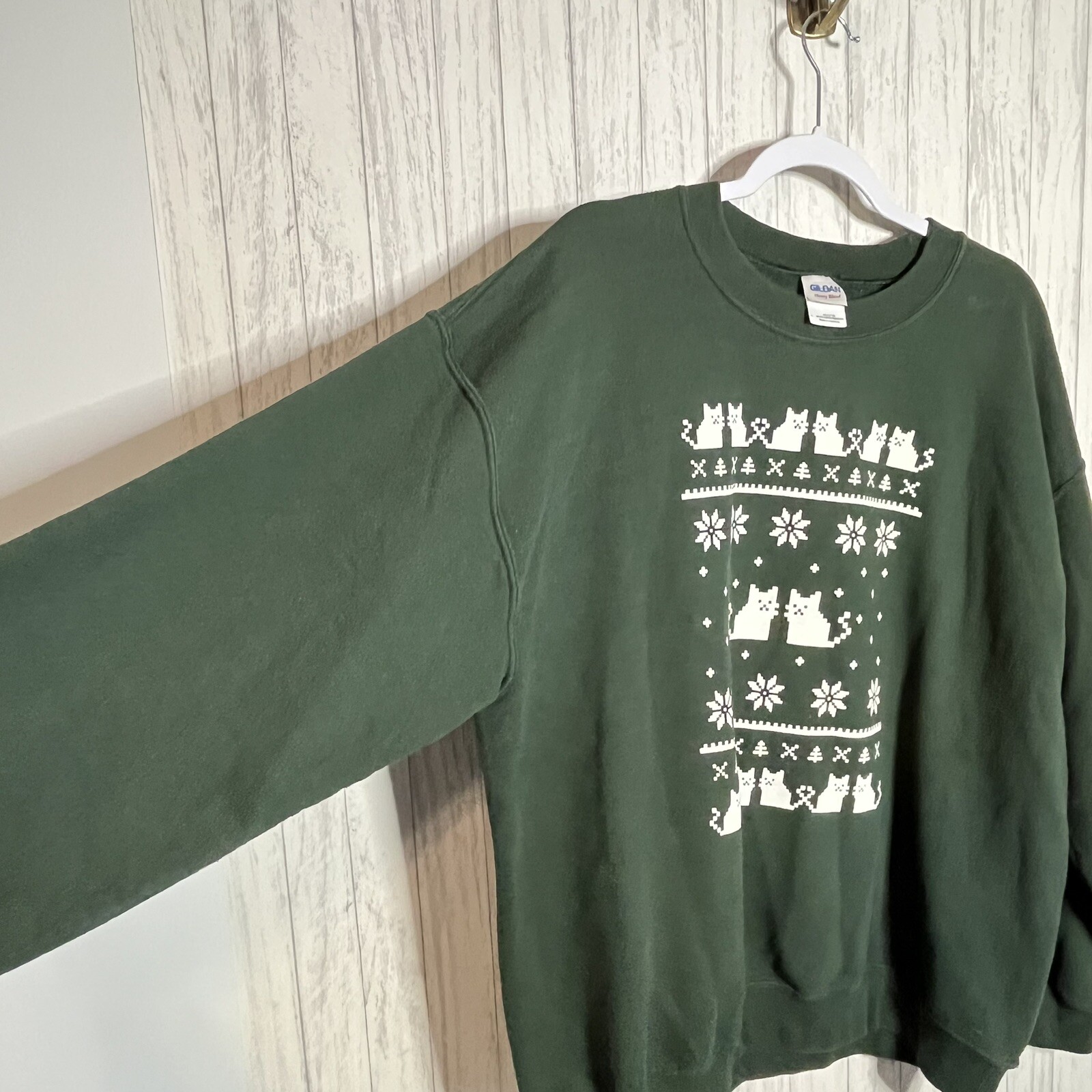 Pixel Digital Kitty Cat Holiday Christmas Green Sweatshirt Gamer Style Sz Large