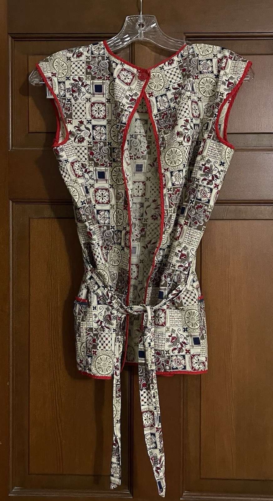 Vintage Craft Apron Smock Back Button Closure And 2 Waist Ties 2 Front Pockets