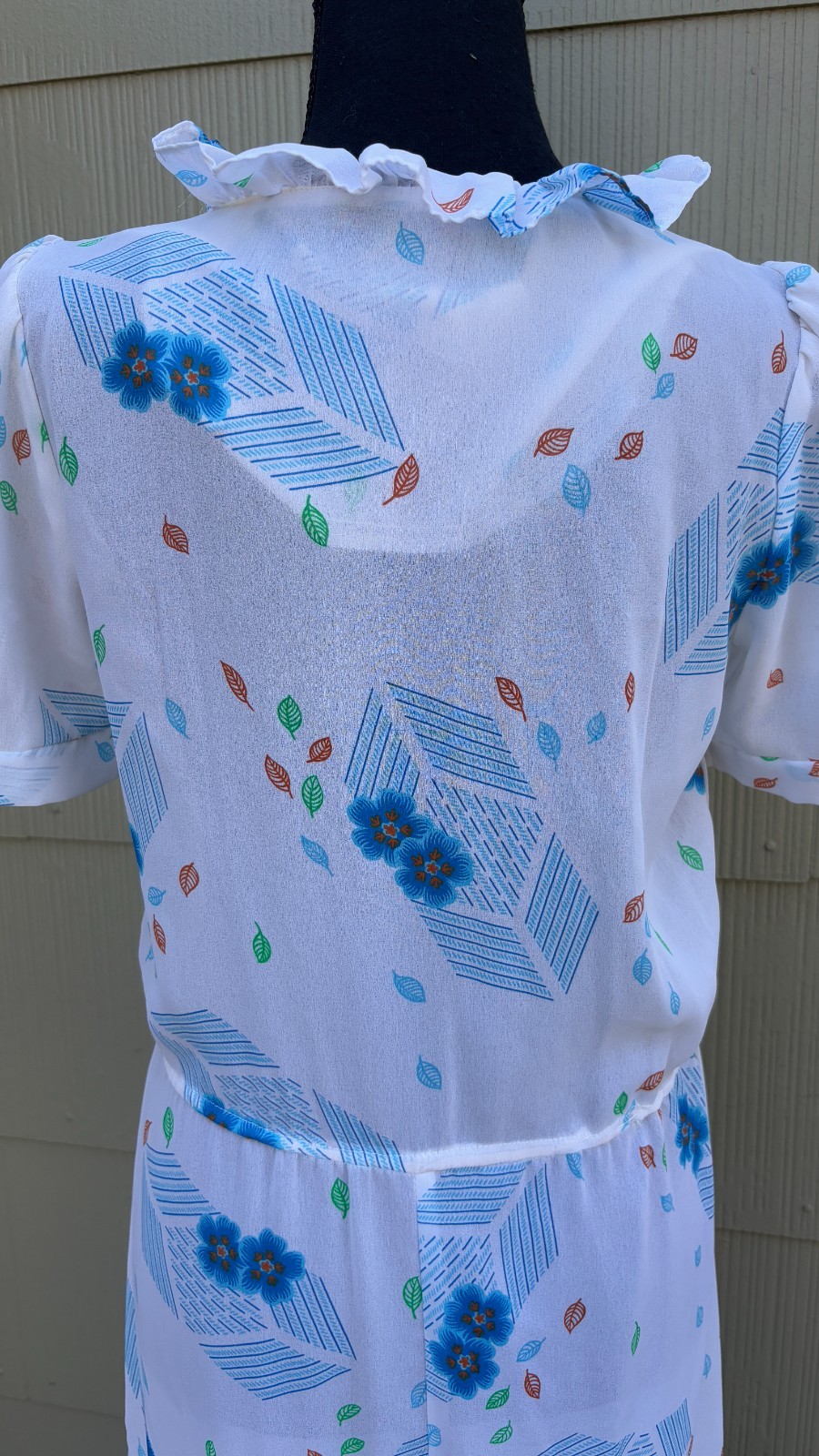 vtg 70s Does 40s Whimsical Floral Leaf Sheer Ruffle Collar Blouson A-Line Dress